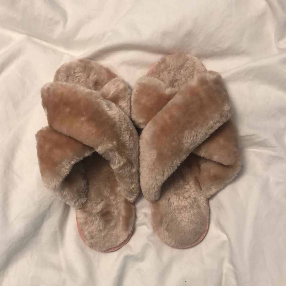 Faux Fur Crossband Slide Slippers | Size 9